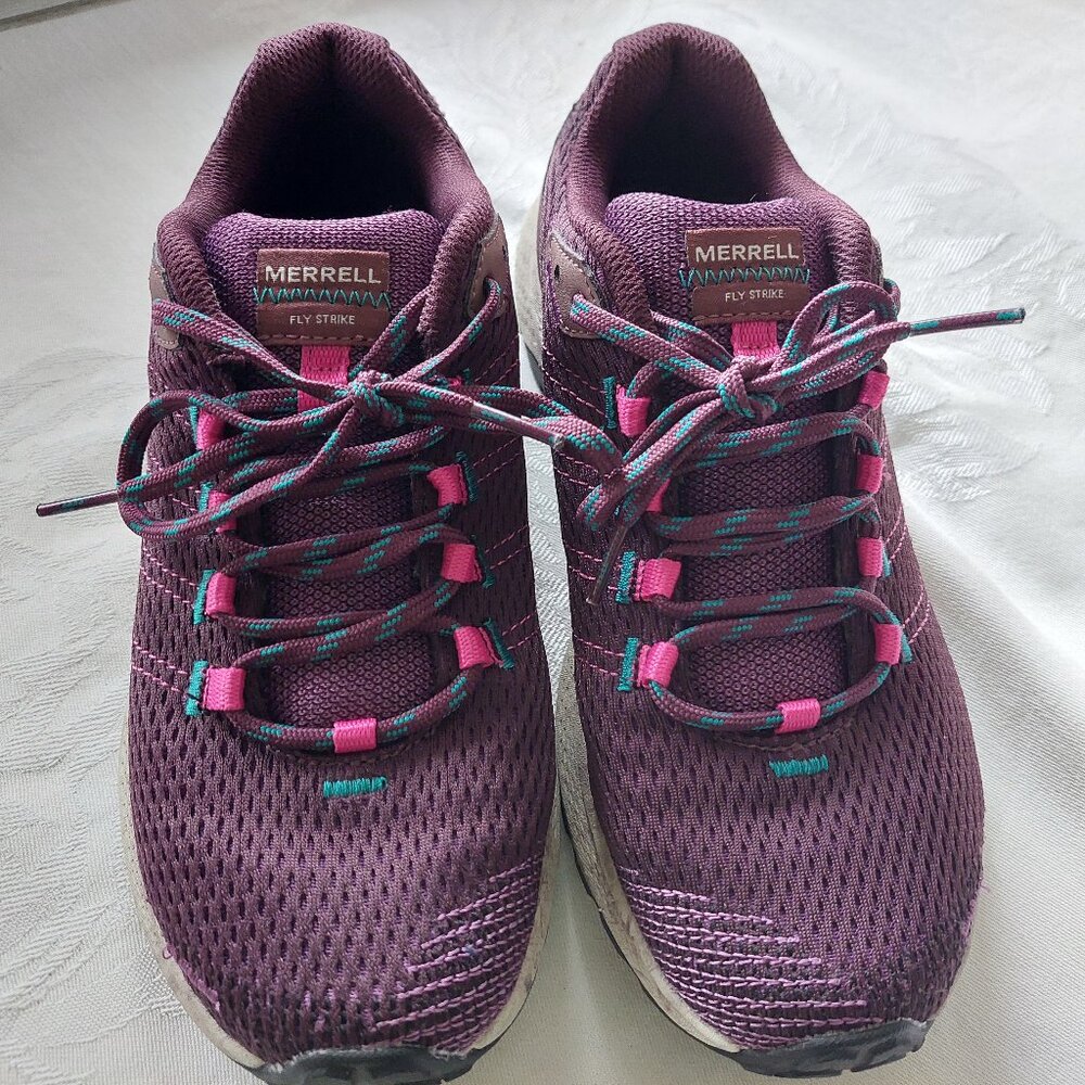 Merrell Women's 7.5 Fly Strike Trail Running Shoes Burgundy/Purple